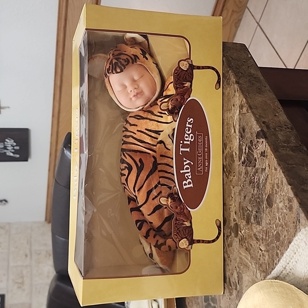 Anne Geddes 2000 tiger doll